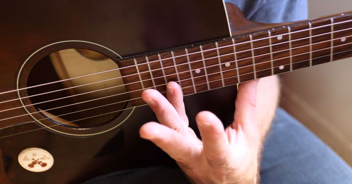 An image of the finger touching the node at the 19th fret